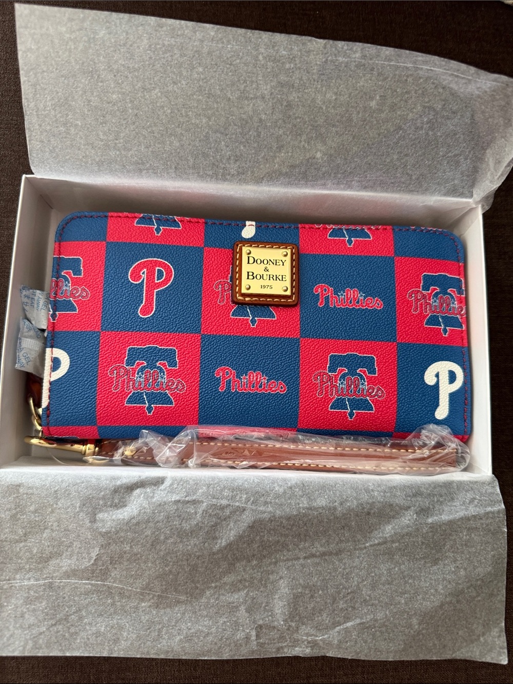 NWT Dooney & Bourke Philadelphia Phillies Checker Zip Wallet Wristlet